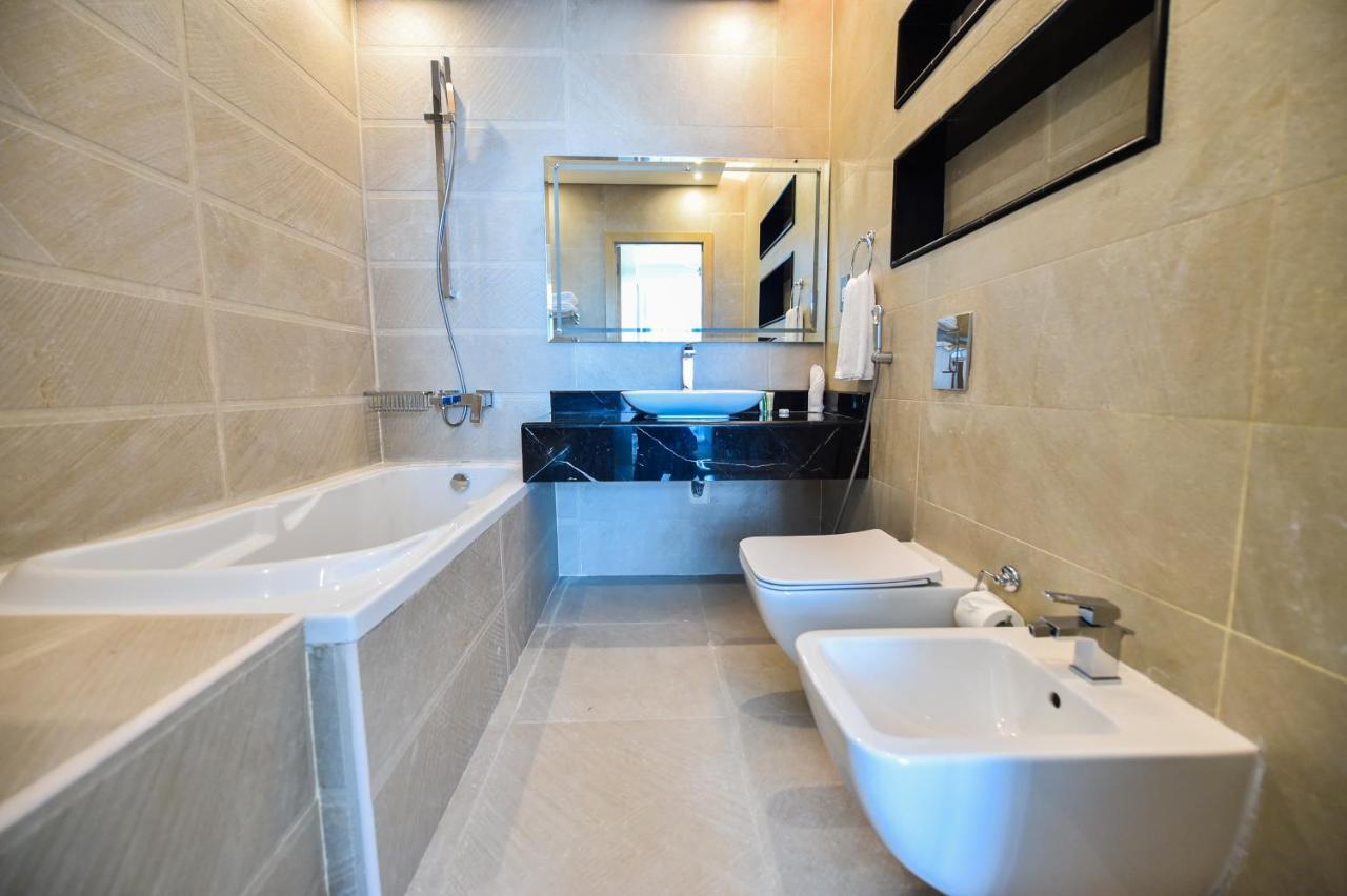 Waterfront Hotel Apartment Lusail Екстериор снимка