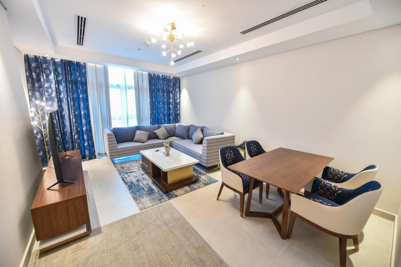 Waterfront Hotel Apartment Lusail Екстериор снимка A living room in a typical apartment