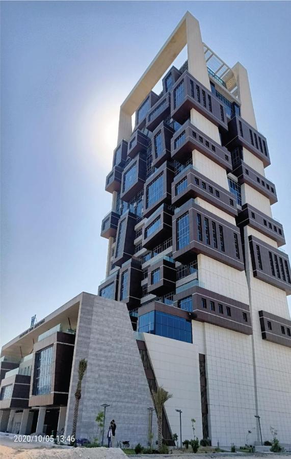 Waterfront Hotel Apartment Lusail Екстериор снимка The building in 2018