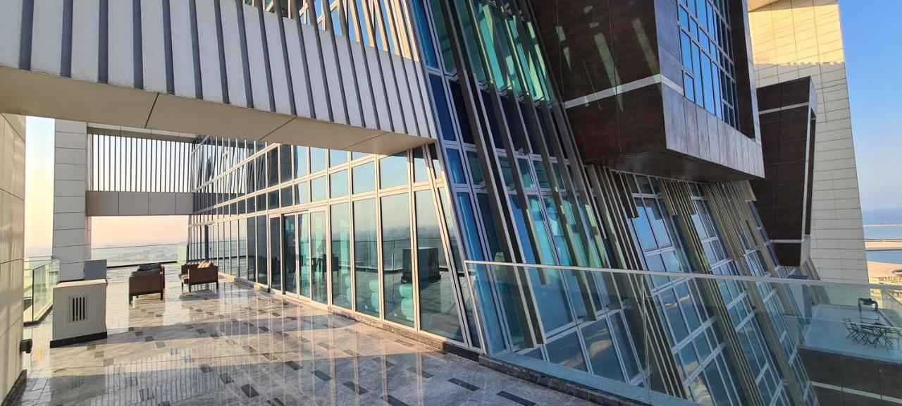 Waterfront Hotel Apartment Lusail Екстериор снимка The 360° Sky Lounge
