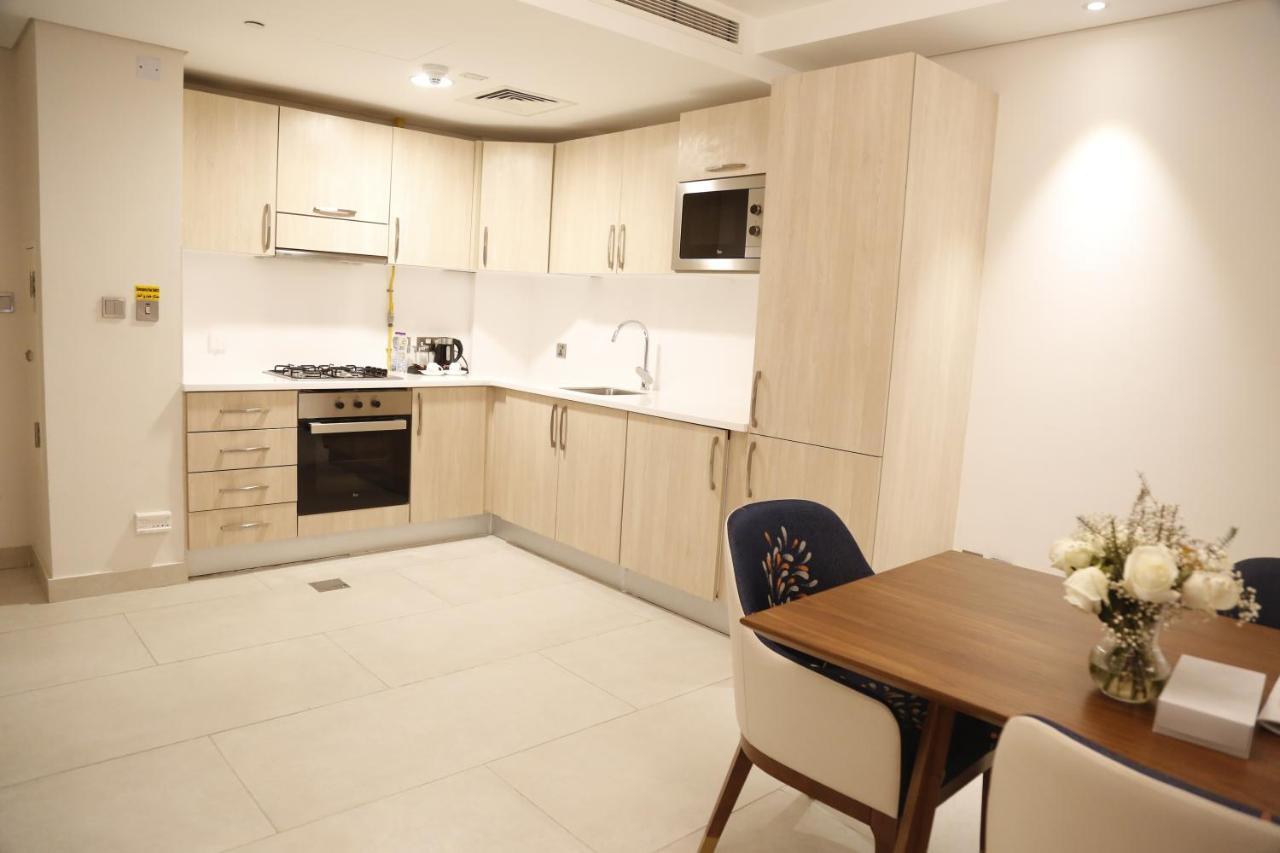 Waterfront Hotel Apartment Lusail Екстериор снимка A kitchen in a serviced apartment in London